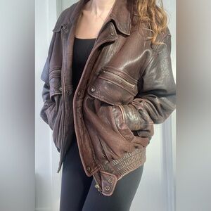 VTG naturally distressed w/patina unisex brown oversized leather bomber jacket